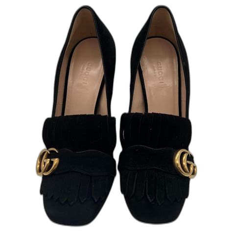 Gucci Kid Scamosciato New Fango Heeled Loafers in Cream 